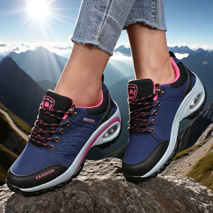 Scarpe da trekking outdoor da donna con plateau, nel classico colore impermeabile