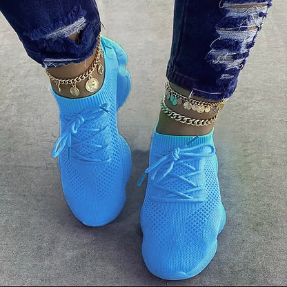 Sneakers da donna scarpe da ginnastica traspiranti di nuova moda scarpe da ginnastica comode da donna tessuto a rete stringate calzature femminili scarpe da donna 